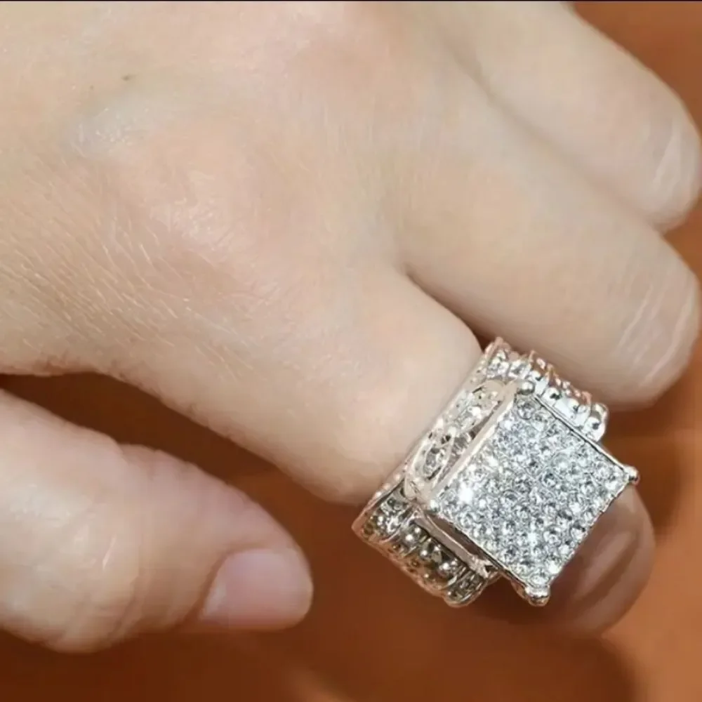 Unisex diamond Wedding ring sz 9